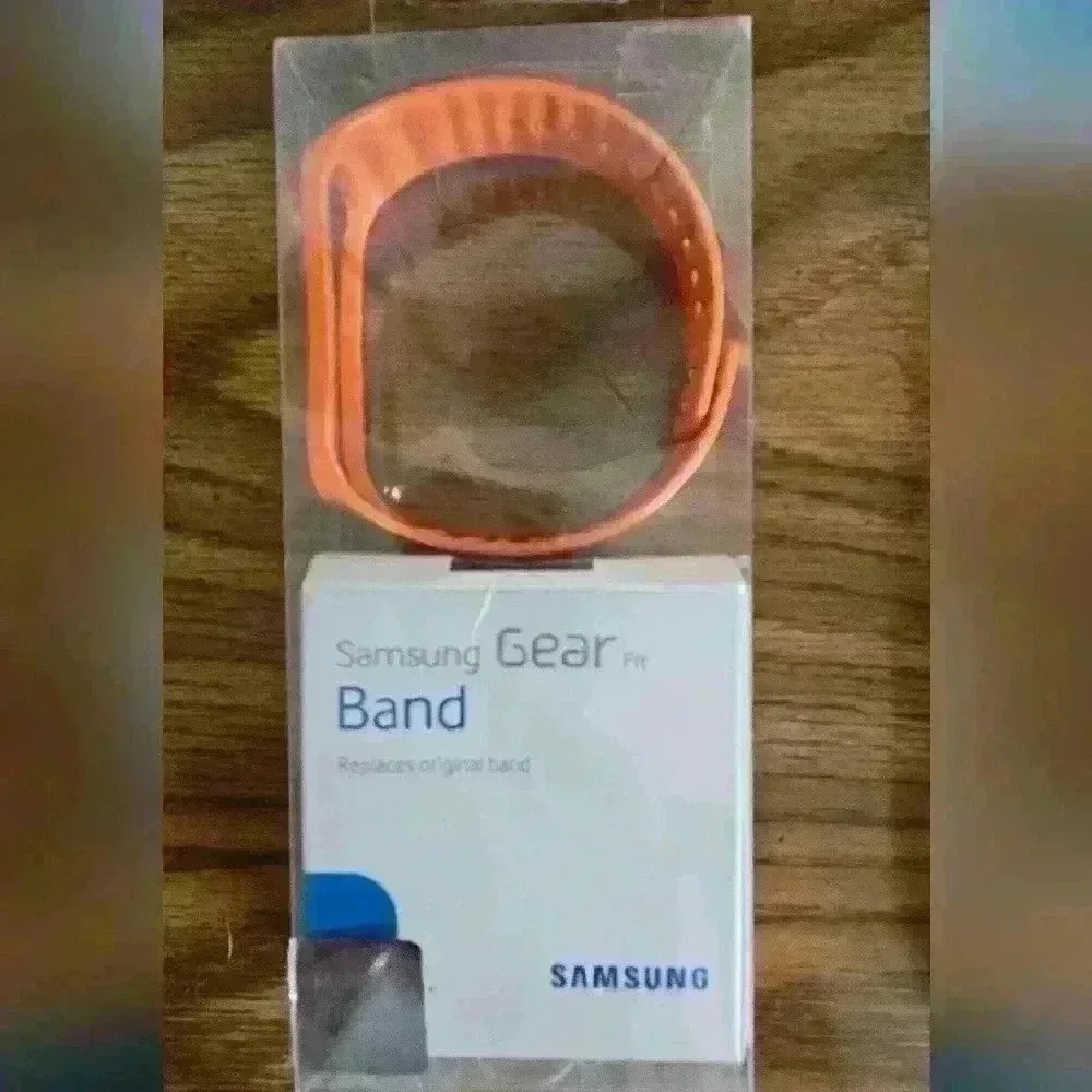 Samsung Gear Fit Replacement Bands - Lot of 4 - Picture 3 of 5